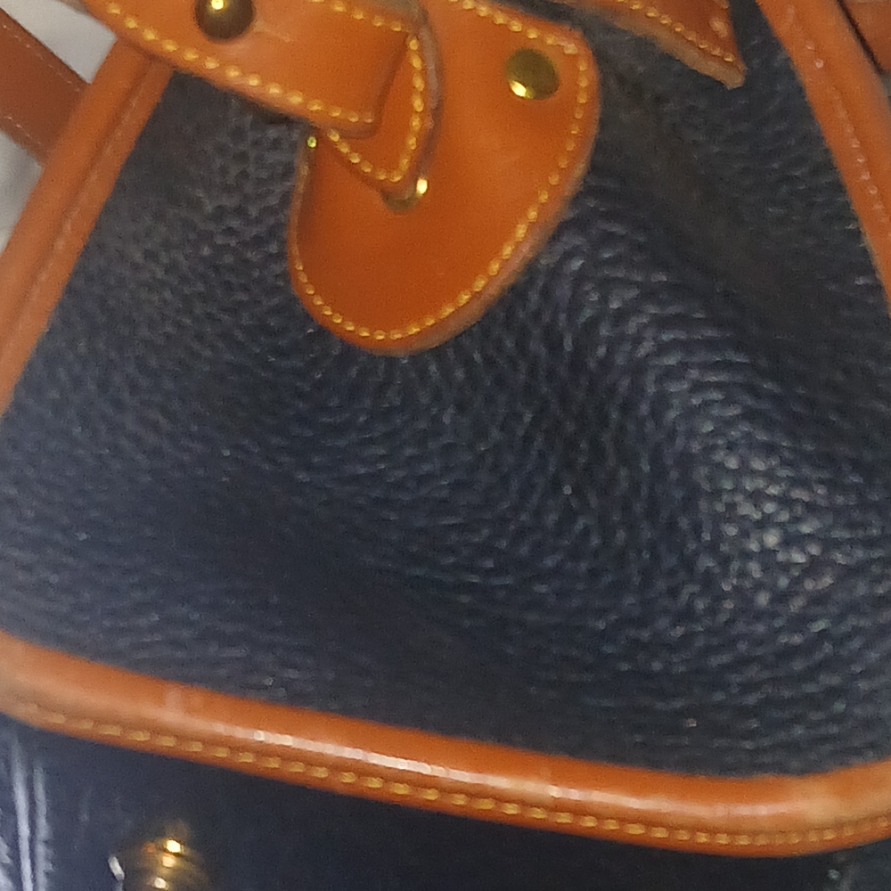 Stylish Black and Brown Leather Handbag